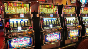 How to Tell if a Slot Machine is Ready to Pay: Strategies for Maximizing Winnings!